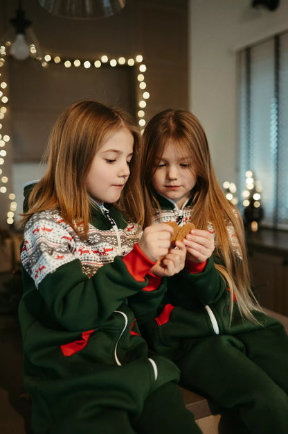 Sofa Killer tamsiai žalios spalvos vaikiškas kombinezonas Nordic