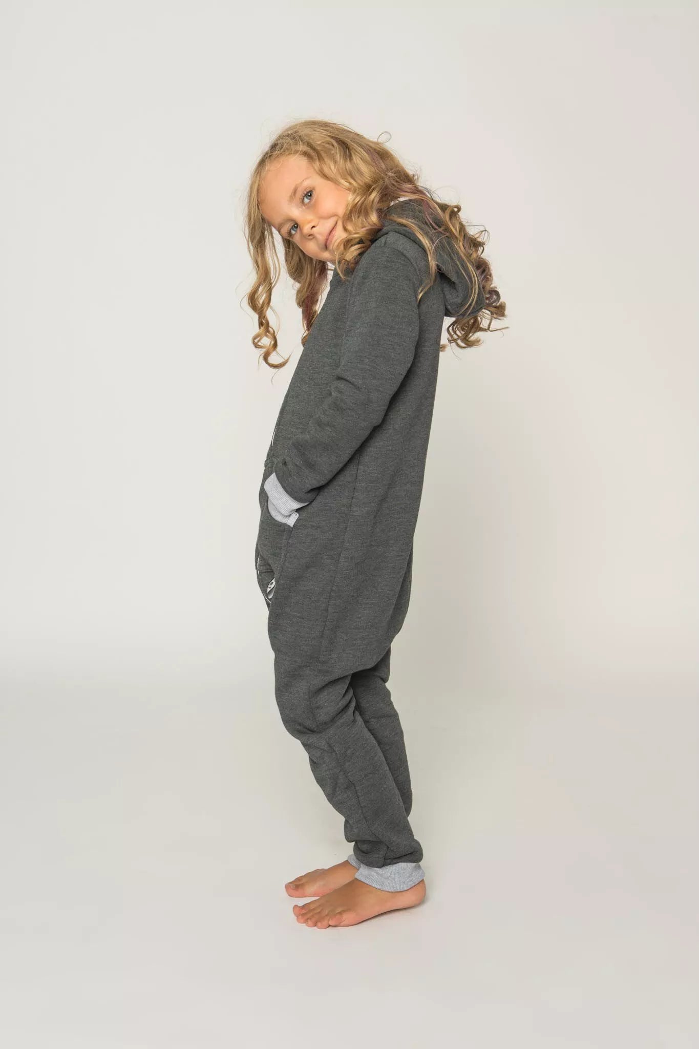 Sofa Killer grafito spalvos vaikiškas kombinezonas