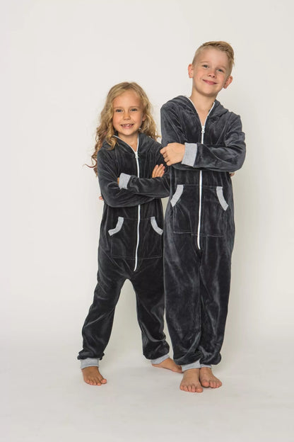 Sofa Killer tamsiai pilkas pelenų spalvos vaikiškas veliūrinis kombinezonas