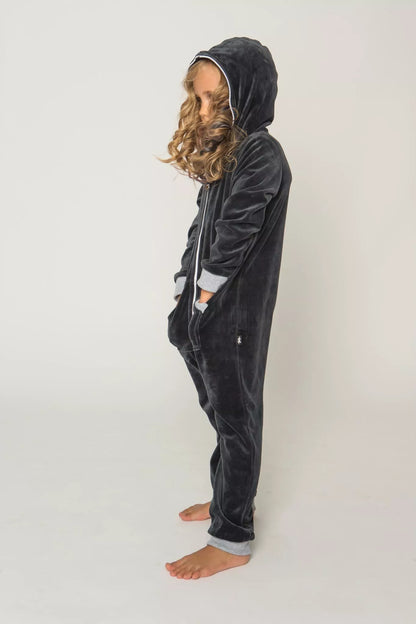 Sofa Killer tamsiai pilkas pelenų spalvos vaikiškas veliūrinis kombinezonas