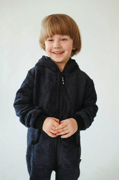 Sofa Killer  vaikiškas tamsiai mėlynas frotinis bambuko kombinezonas