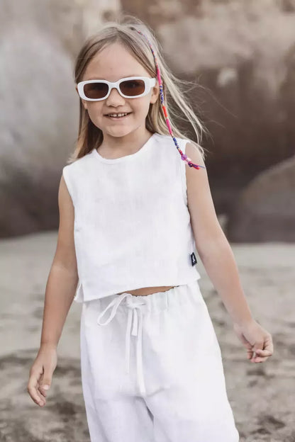 Sofa Killer baltos spalvos vaikiškas lininis kostiumėlis su kelnėmis